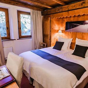 Standard Double Room Forest View